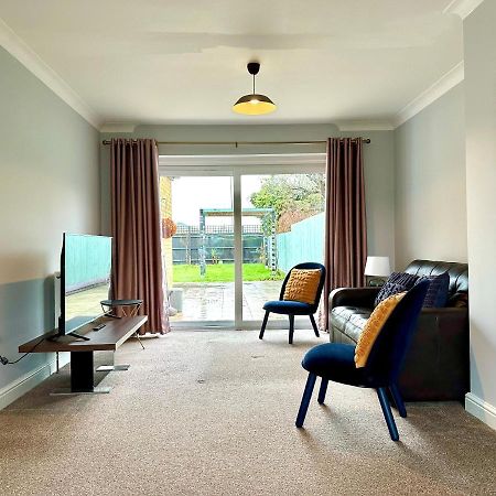 Spacious 3 Double Bedroomed House In Bicester Luaran gambar